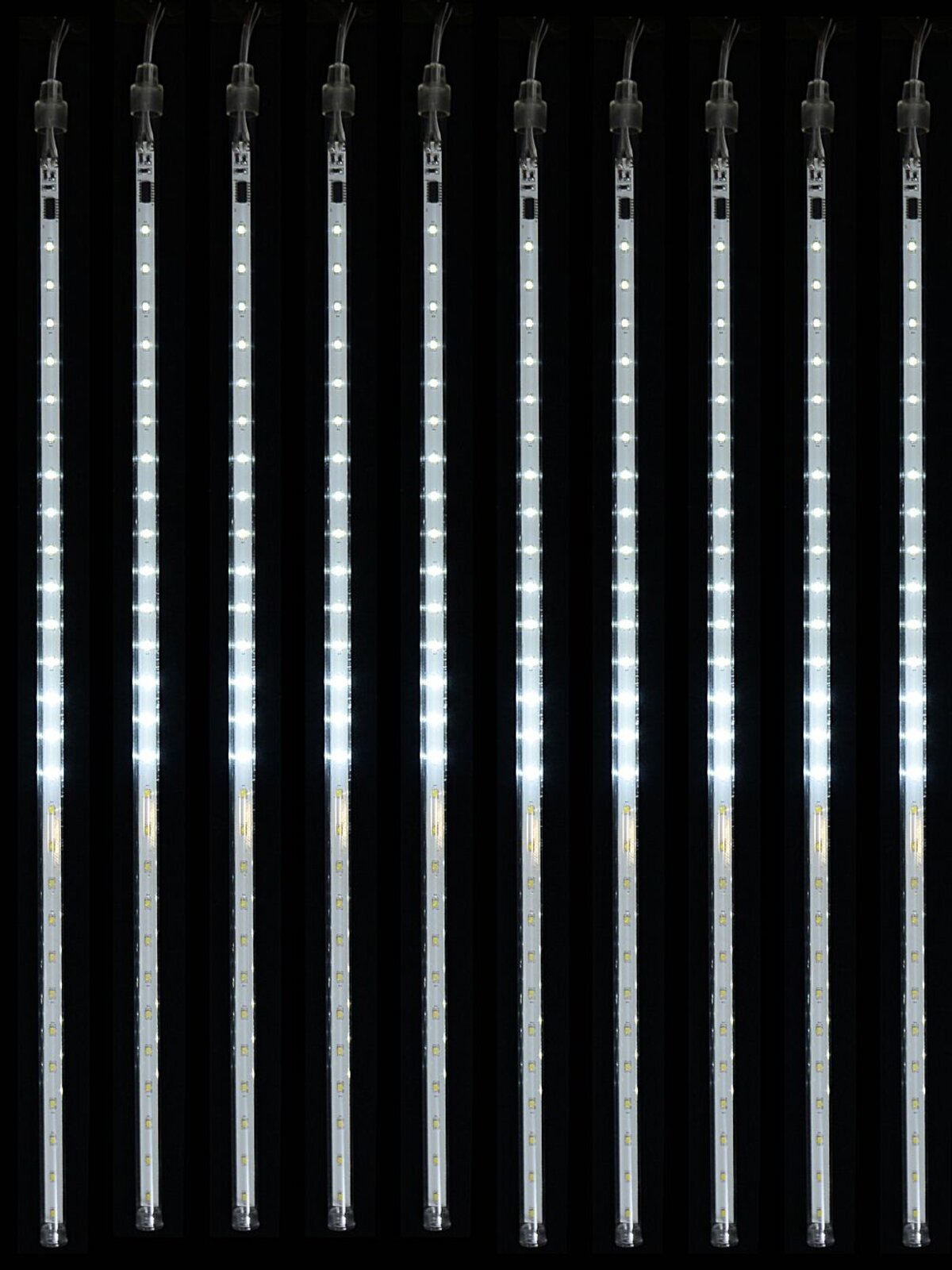 10x Meteor Shower Tube Icicle Lights 540 Snowing Cool White LED | 4.5m — image 3