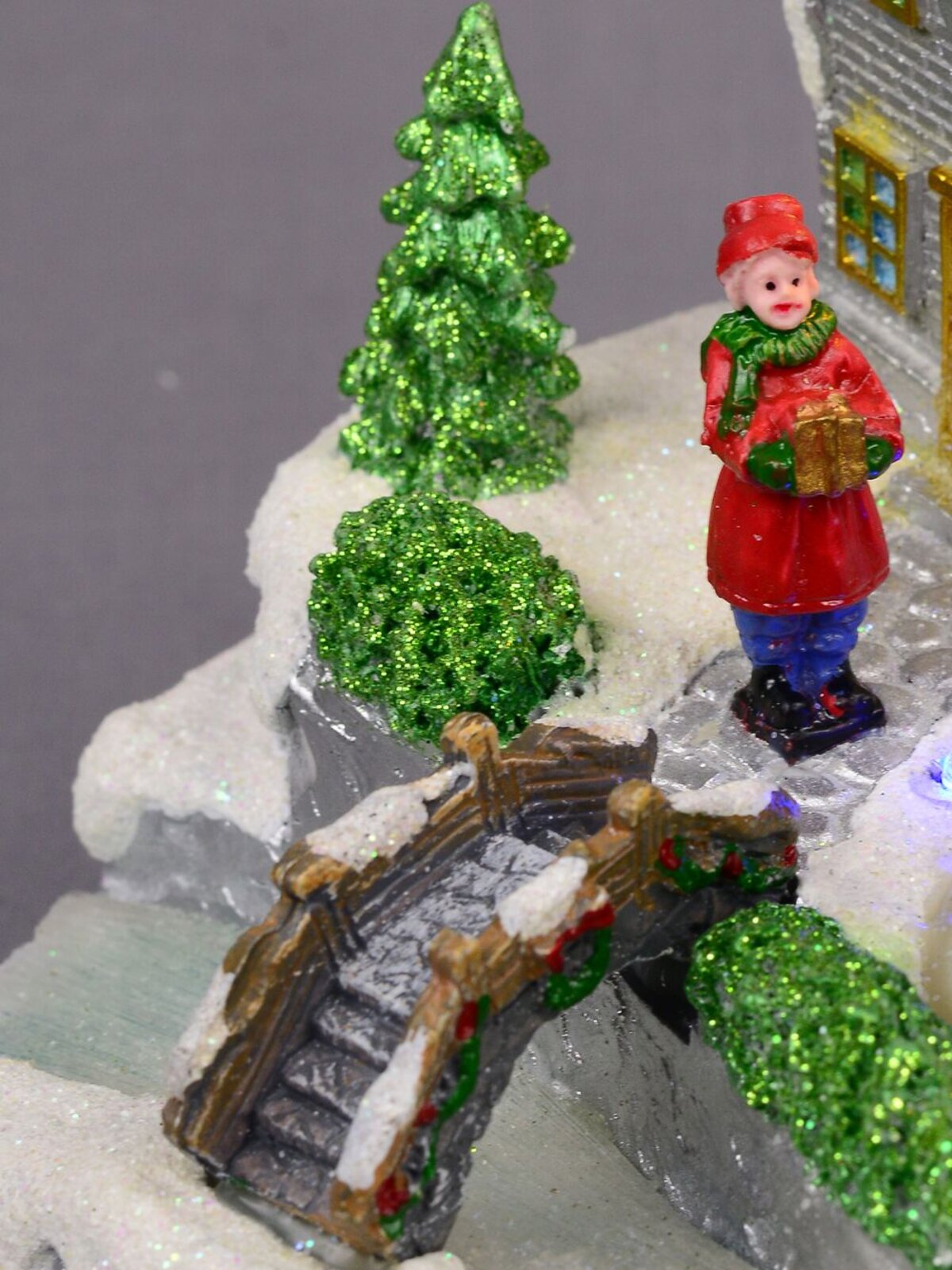 15cm Home By The River & Train Christmas Scene With LED & Fibre Lights — image 6