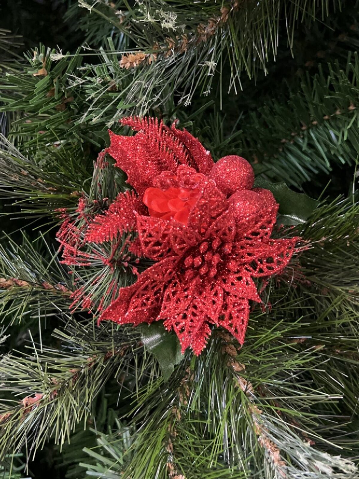 Red Glitter Berries, Pinecone, Flower & Foliage Christmas Tree Stem Pick | 17cm — image 2