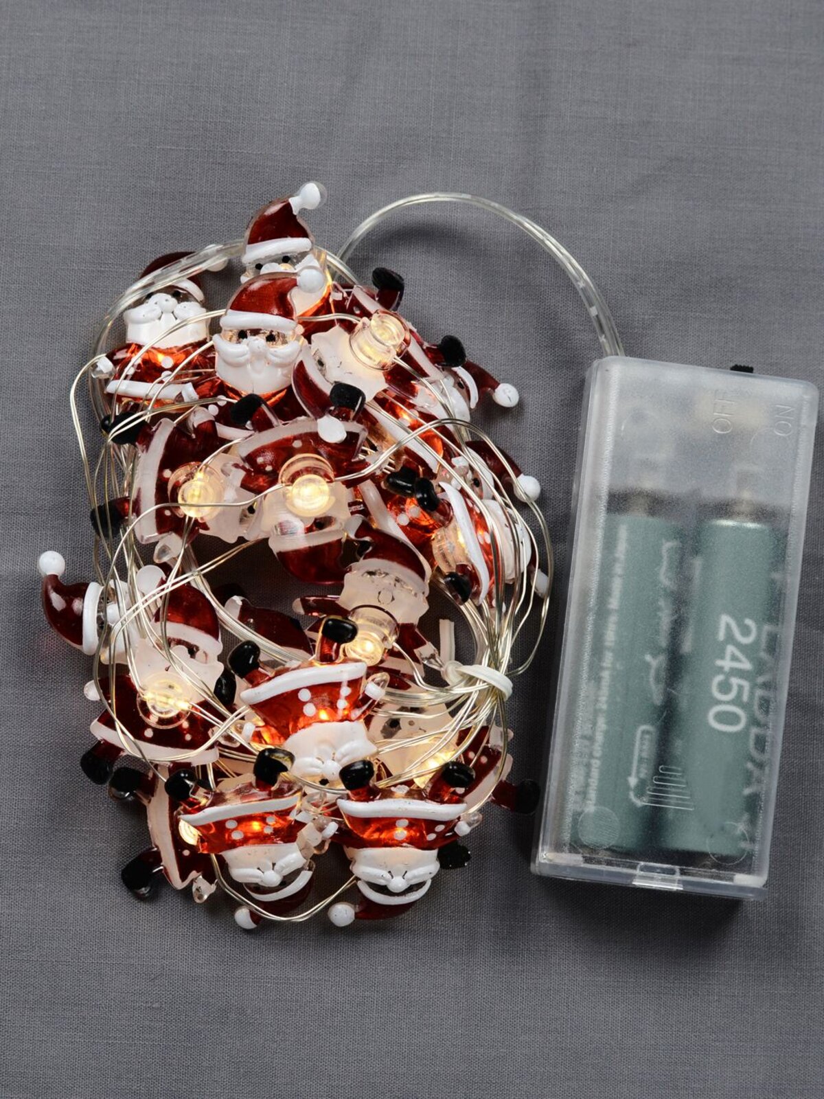 20 Warm White LED Santa String Fairy Static Battery Lights | 2m — image 4