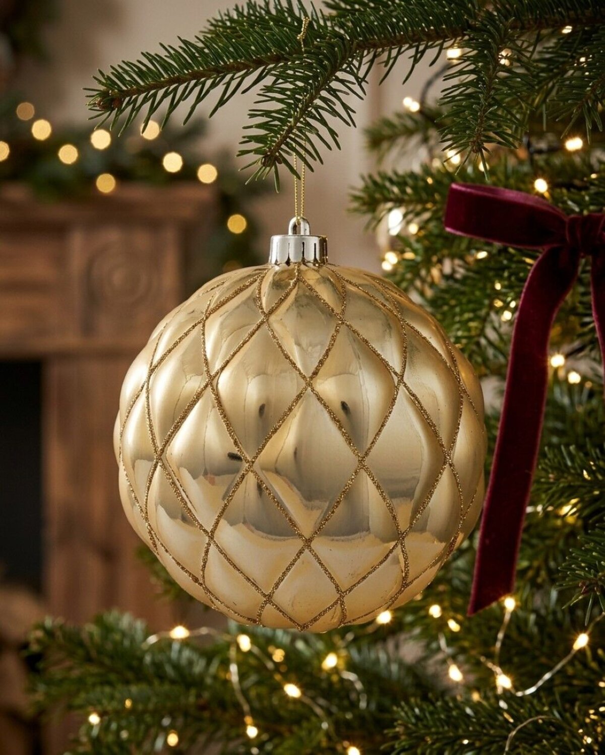 2x Dynamic Gold Grand Diamond Textured Glitter Baubles | 15cm — image 4