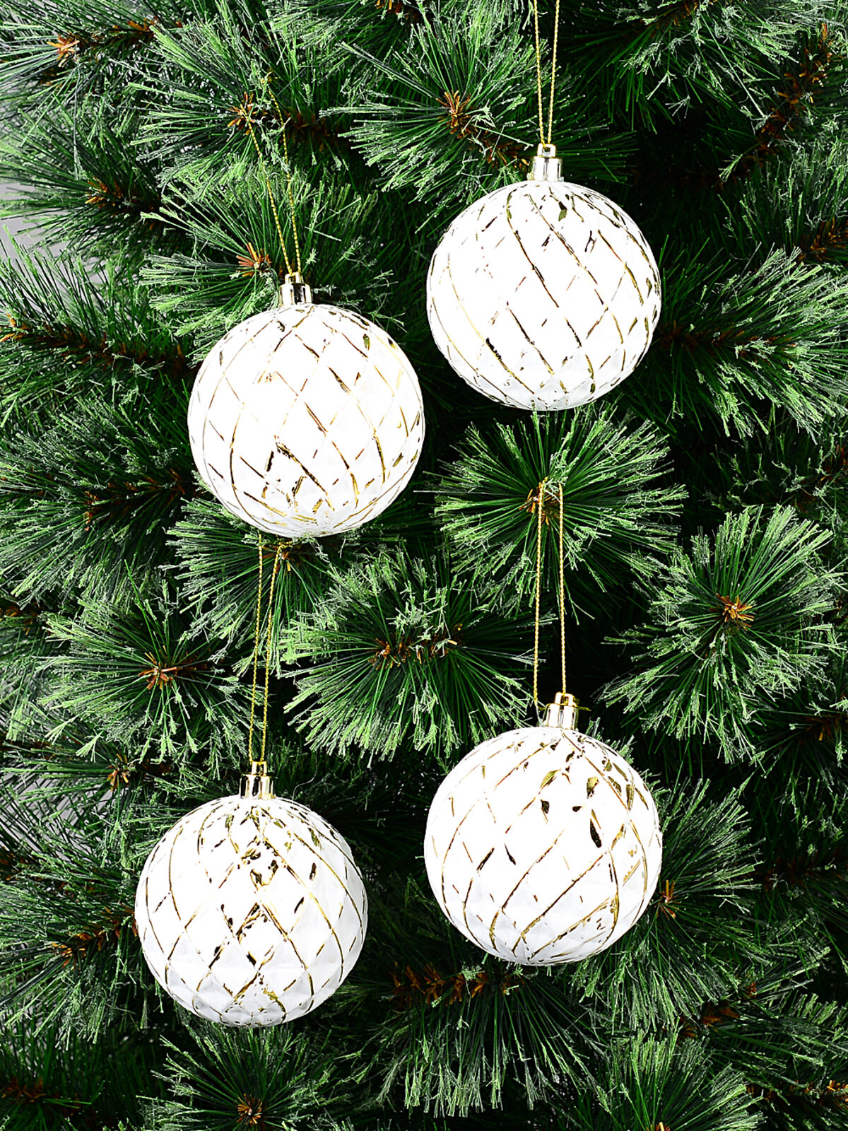 4x Celestial White & Burnished Gold Signature Quilted Diamond Baubles | 80mm