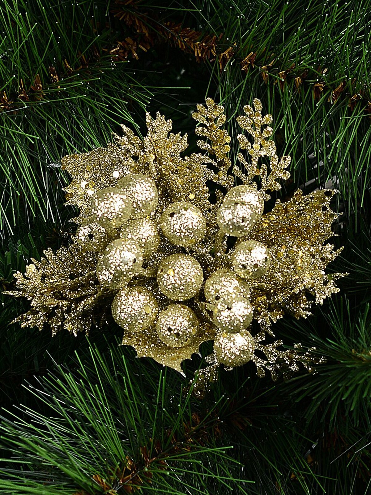 Champagne Berries, Twigs & Mixed Foliage Christmas Tree Stem Pick | 20cm — image 2