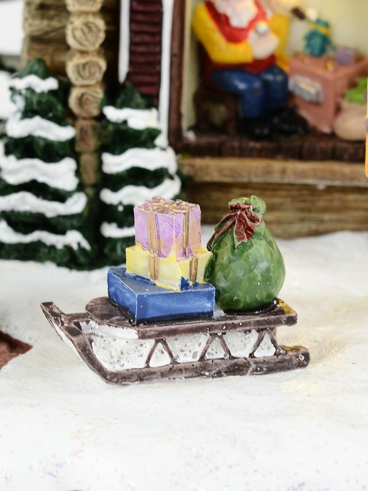 24cm Santa Workshop Illuminated & Animated Battery Christmas Village Scene — image 8