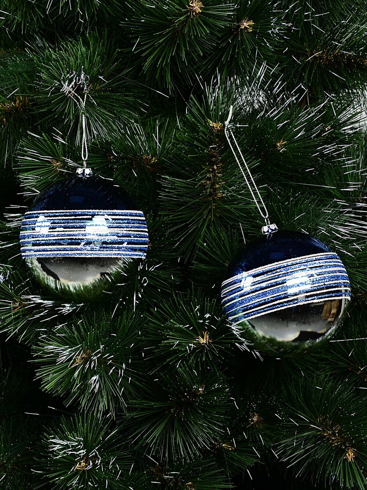 2x Dynamic Champagne & Blue Signature Gradated Glitter Baubles | 10cm — image 2