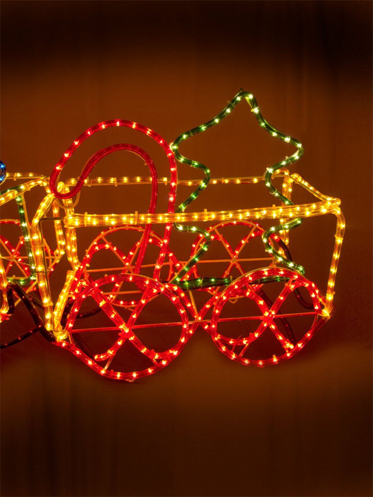 3D Rope Light Train With Two Carriages - 2m — image 4