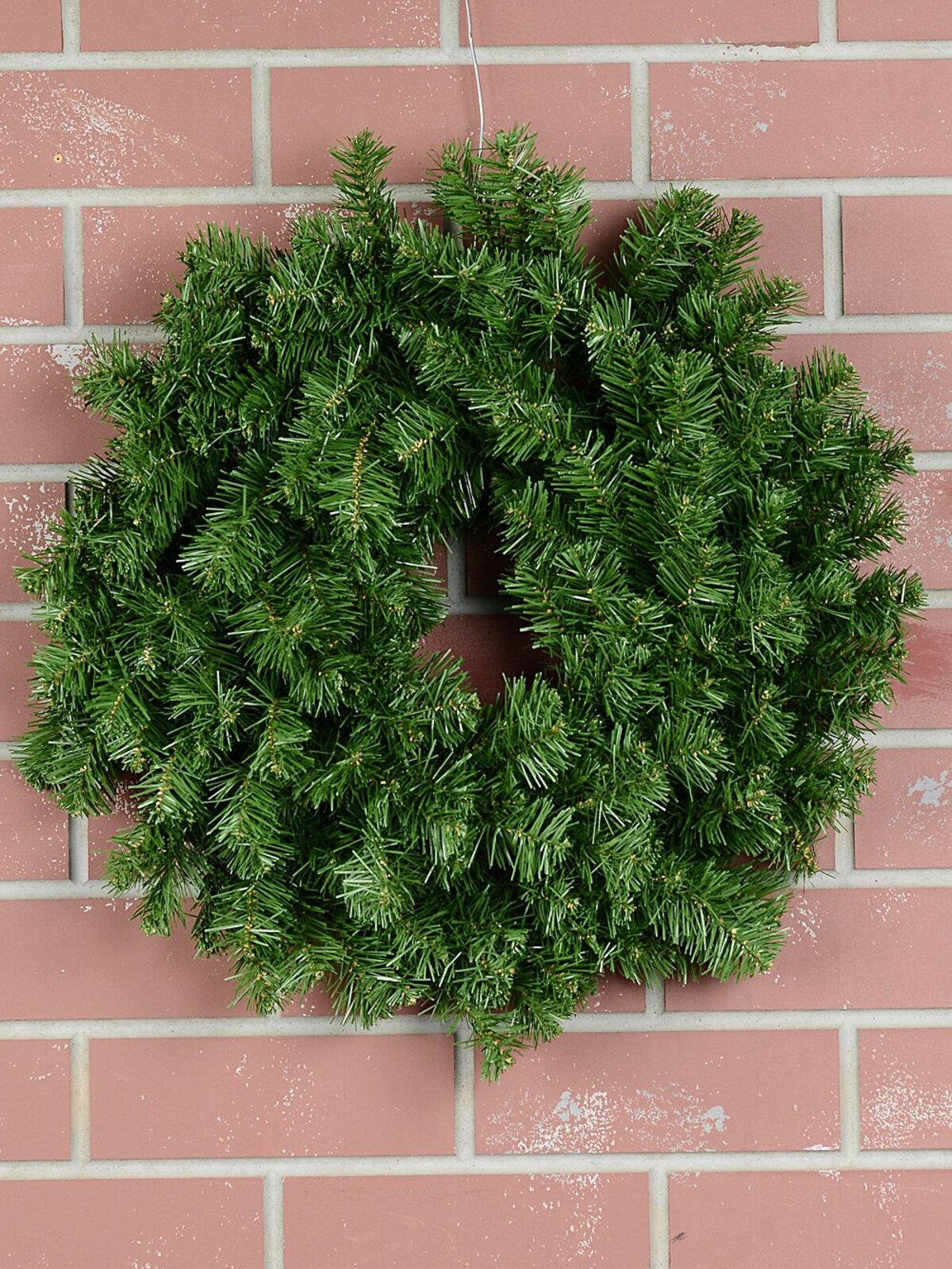 58cm Balsam Fir Evergreen Christmas Wreath | High Density 200 Tips — image 5