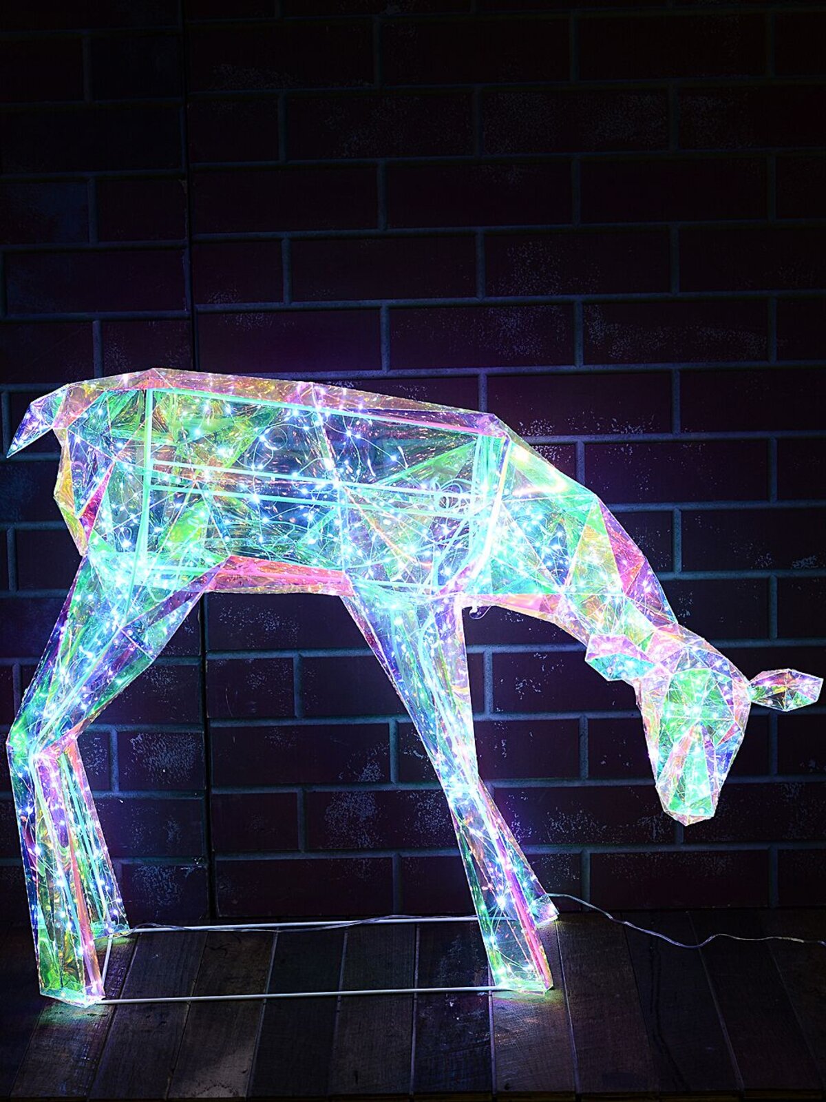 97cm Iridescent Holographic & Cool White LED Feeding Reindeer Light Display — image 3