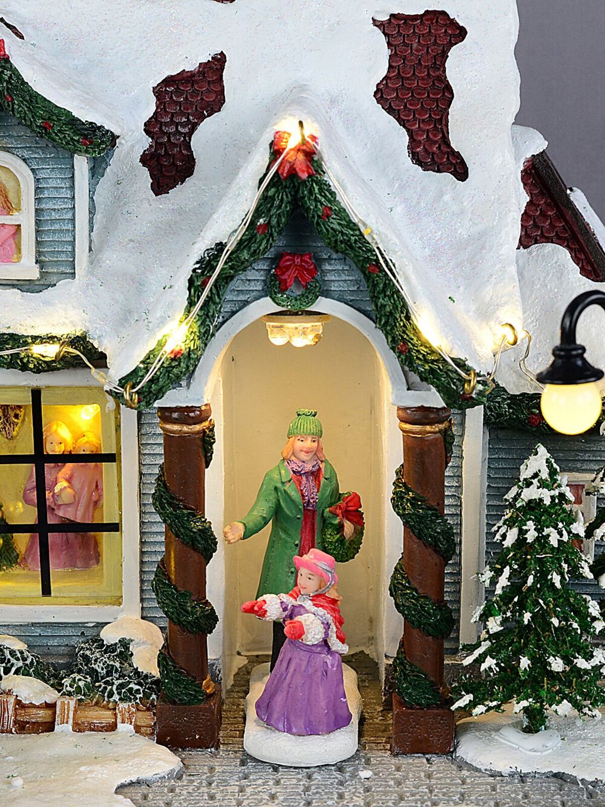 Animated Musical Home For Christmas With LED Car & Street Lamp | 30cm — image 8