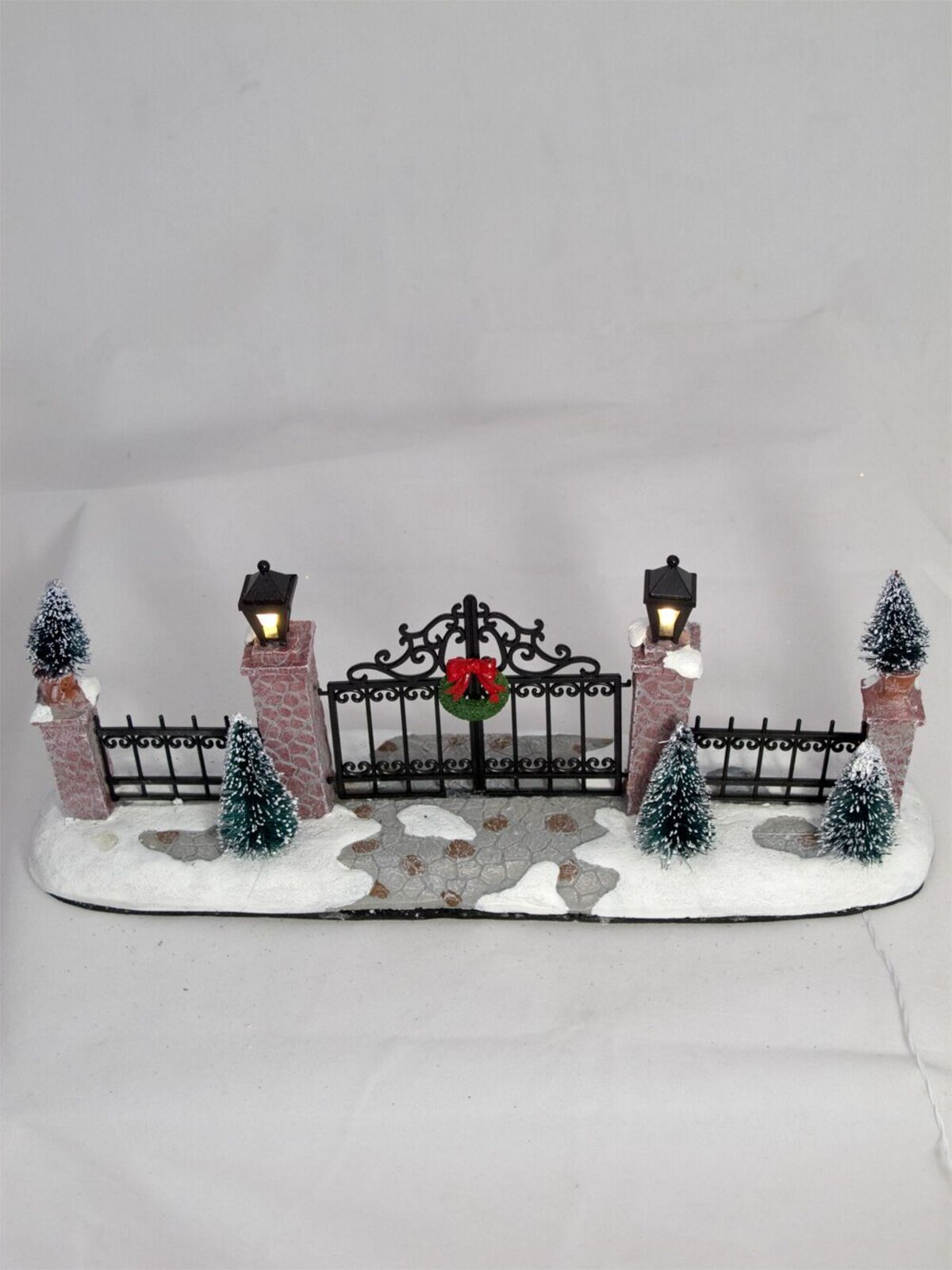 Iron Gate Stone Pillars With Lit Lanterns Figurine - 24cm — image 3