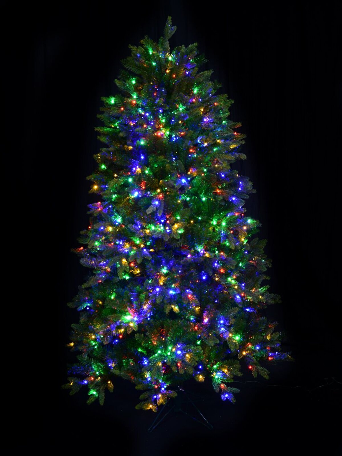 Magic Night Pre-lit Christmas Tree With Dual 1160 LED Lights & 1042 Tips - 1.8m — image 2