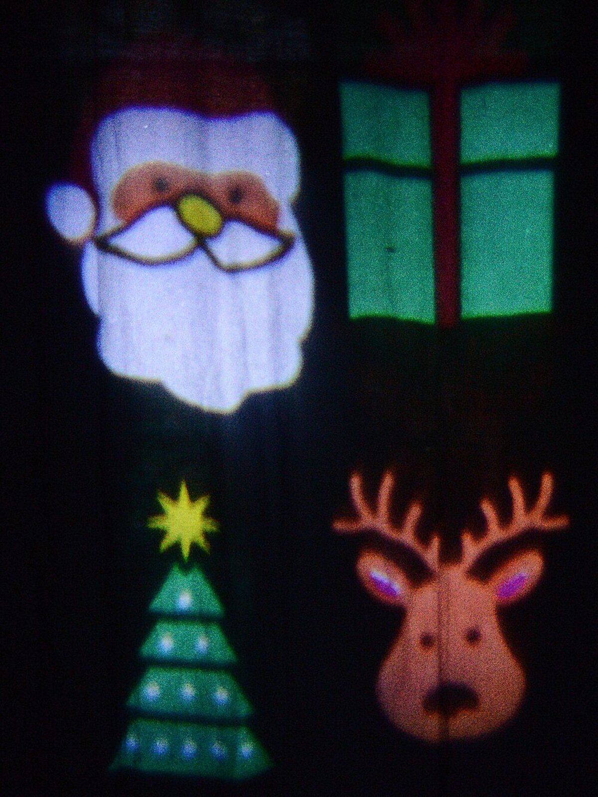 Moving Christmas & Party Icons LED Garden Laser Projector Light | 20m x 20m — image 3