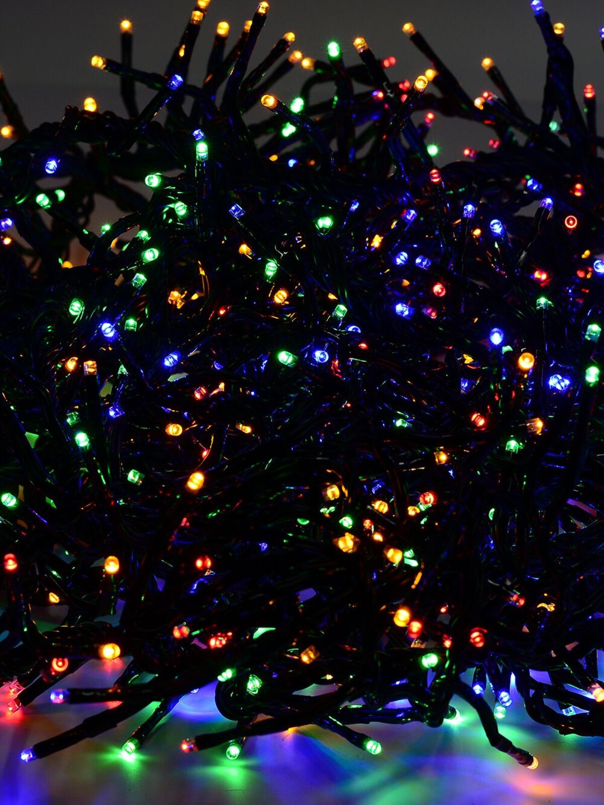 Multi Colour 800 LED Firecracker Cluster String Light - 10m