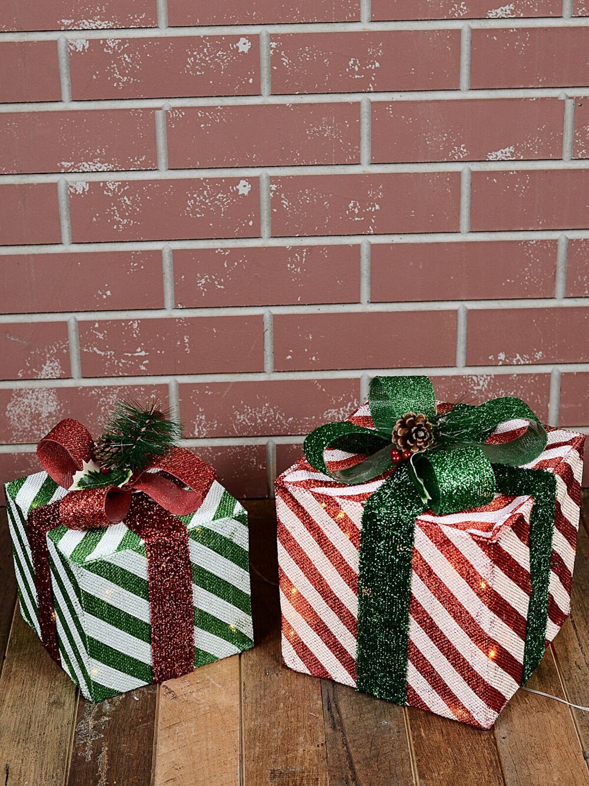 Red, Green & White Stripe Mesh 3D Gift Boxes With Warm White Lights - 30cm — image 4