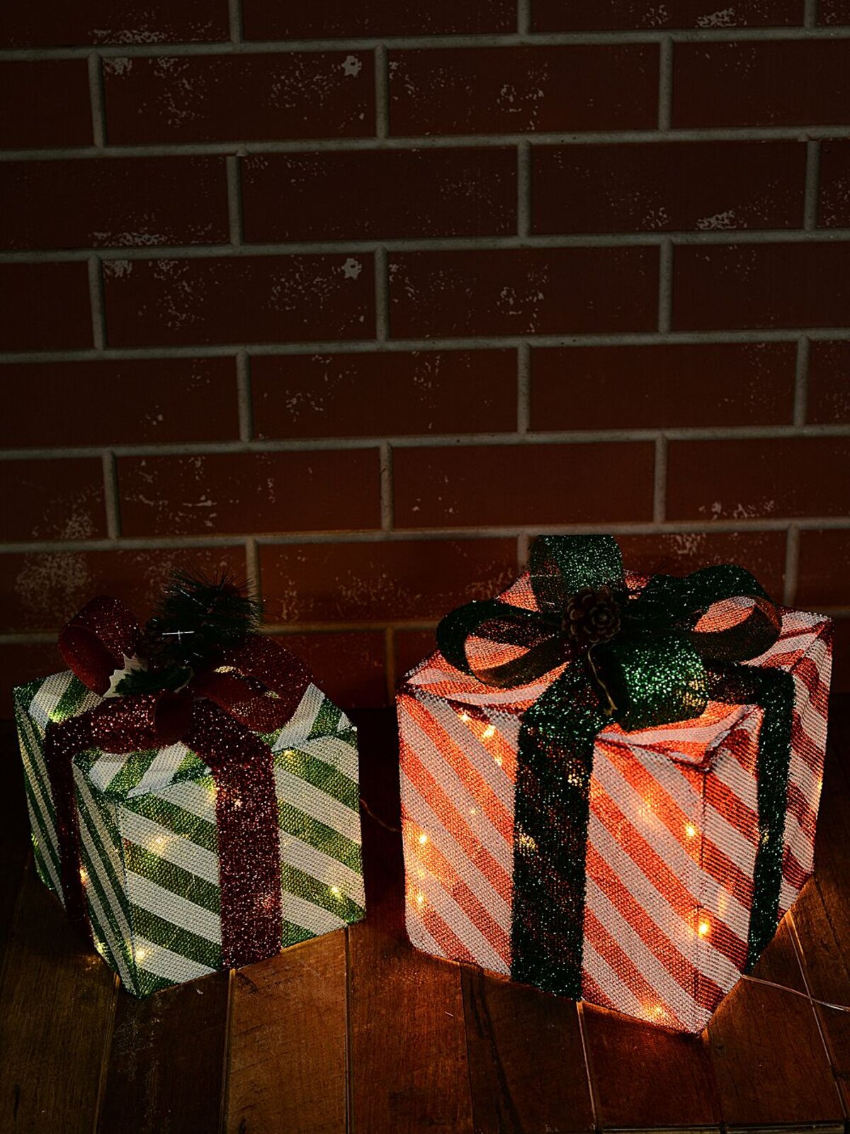 Red, Green & White Stripe Mesh 3D Gift Boxes With Warm White Lights - 30cm — image 3