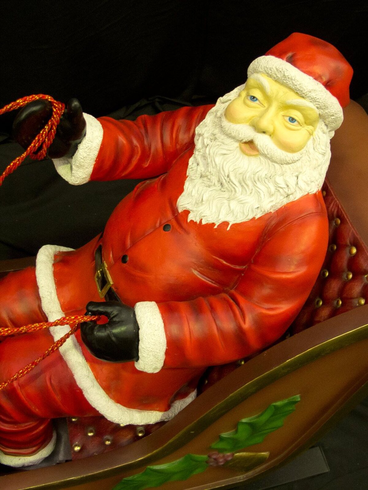 Santa, Sleigh & Reindeer Christmas Decor - 1.2m