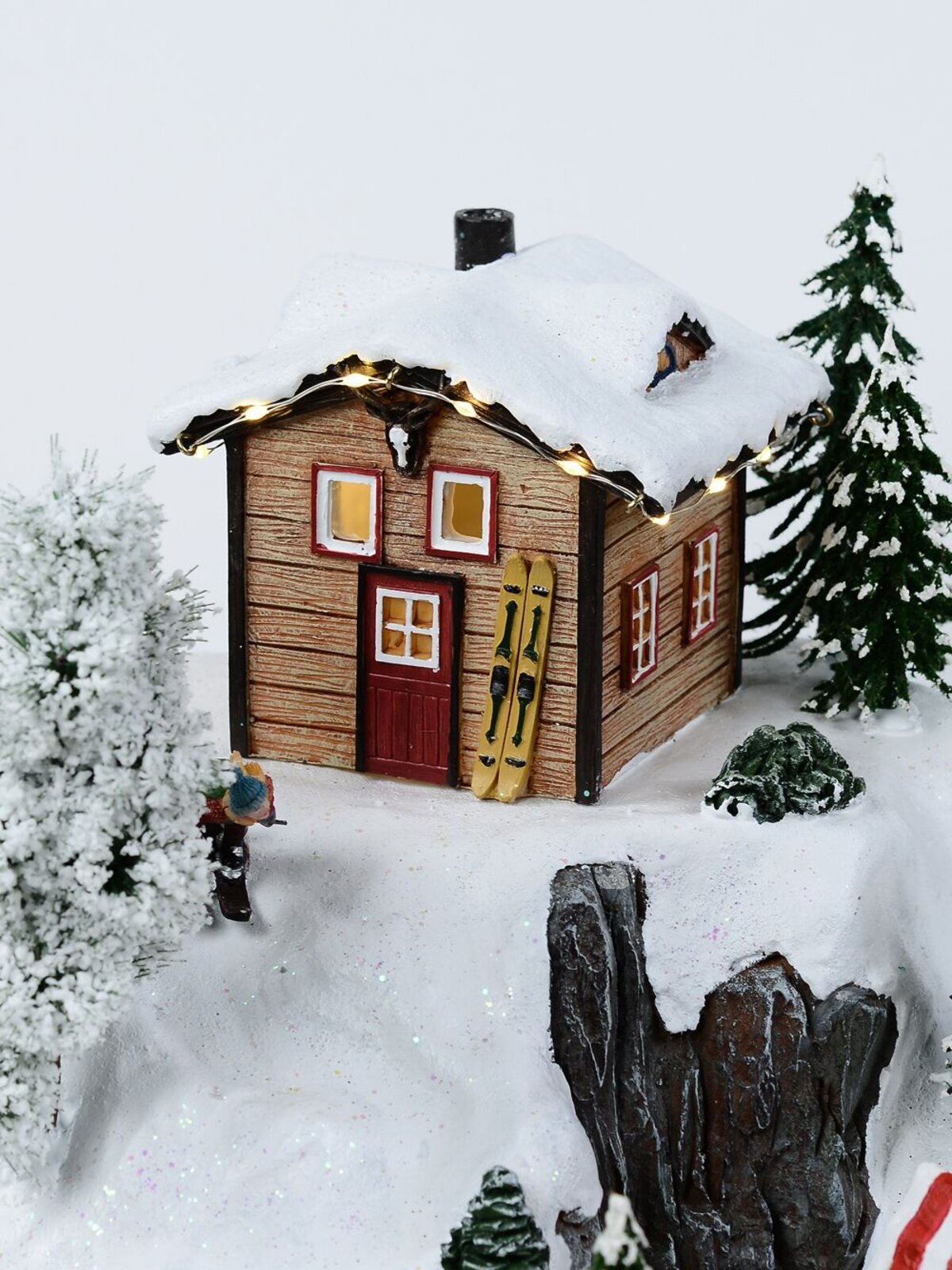 Theme Park Christmas Village Scene With Skiing, Big Drop & Ferris Wheel - 66cm — image 10