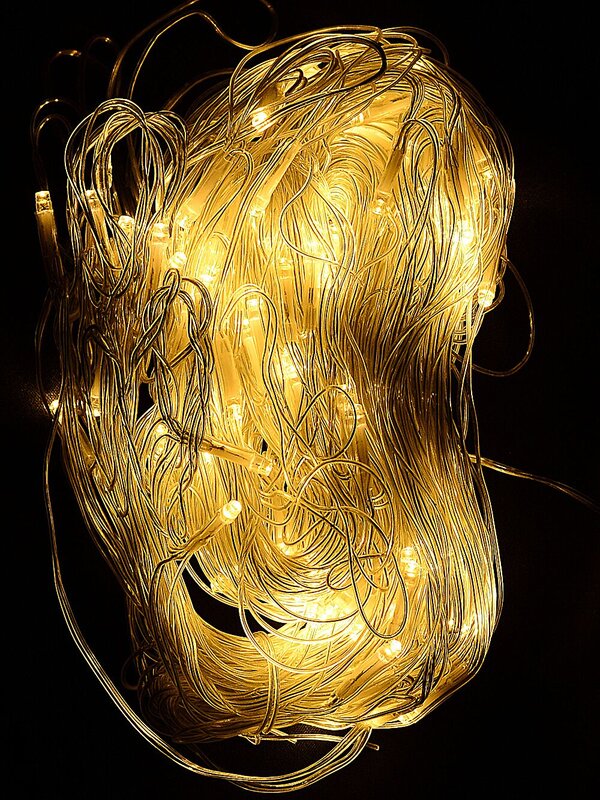 180 Warm White LED Net Lights 8 Function With Memory Hold | 1.8m x 1.8m — image 3
