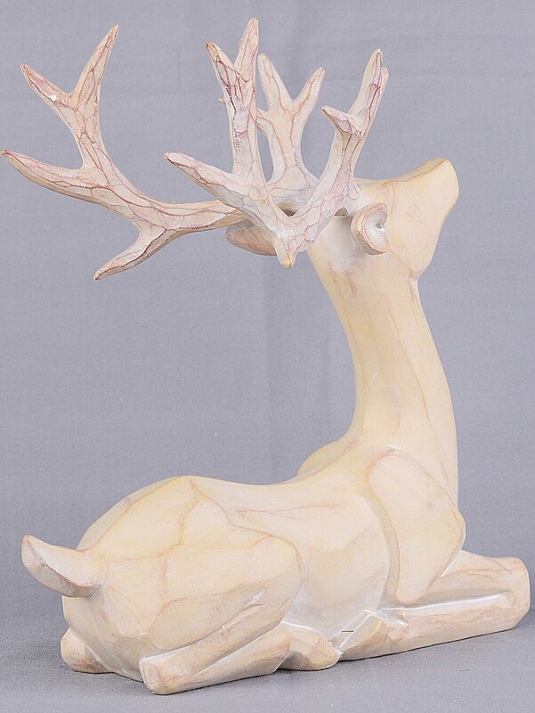 21cm Carved Wood Style Sitting Reindeer Resin Figurine — image 6