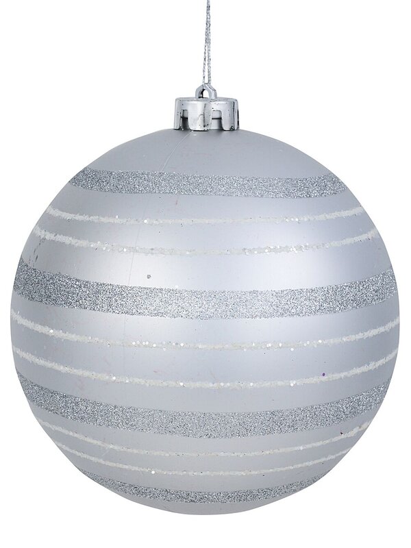 32x Lustrous Silver Essential & Grand Mixed Finish Baubles | 60mm & 15cm — image 5