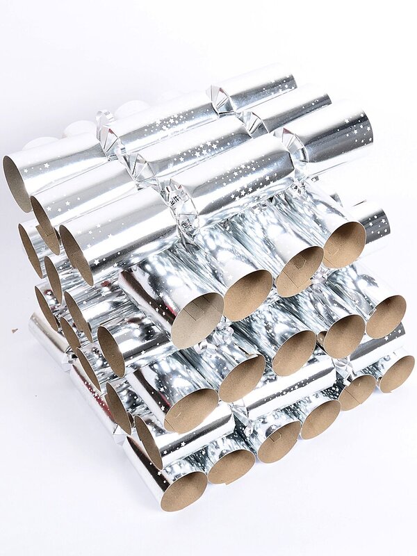 50x 31cm Shiny Silver With White Stars Christmas Cracker Bon Bons — image 2