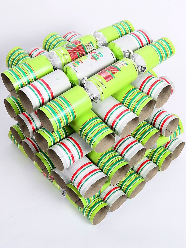 50x Gifts & Baubles Retro Look Christmas Bon Bons (Crackers) | 29cm — image 5