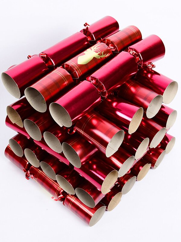 50x Tartan Deer Bust & Burgundy Christmas Bon Bons (Crackers) | 30cm — image 5