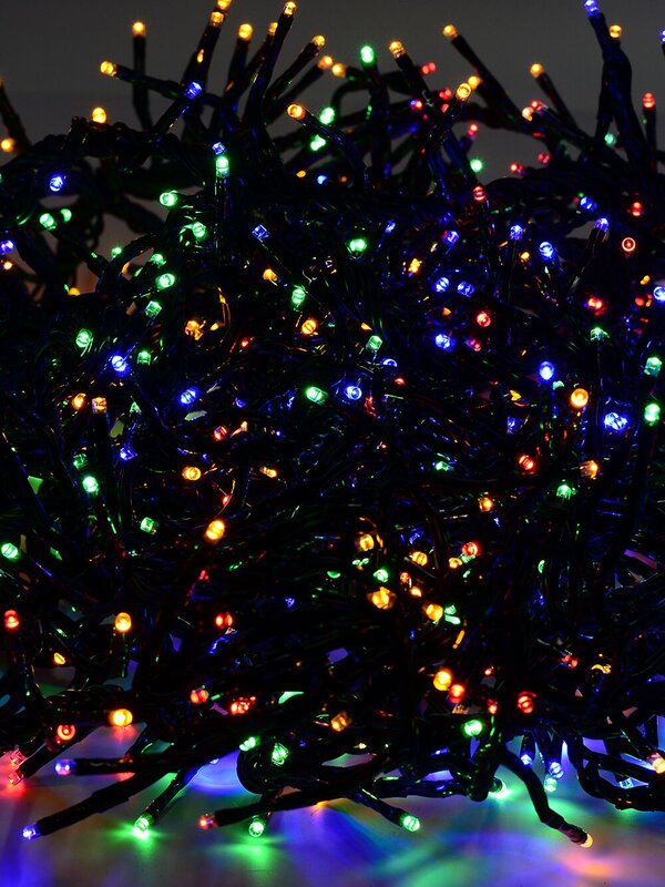 Multi Colour 800 LED Firecracker Cluster String Light - 10m