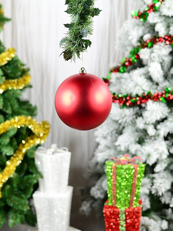 Regal Red Metallic Majestic Large Display Bauble | 20cm — image 2