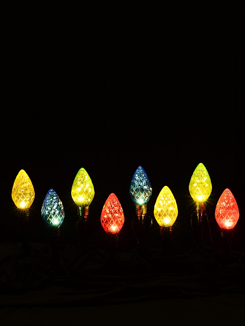 8x LED G50 Pine Cone Path Lights - Hybrid Solar & Electric Stakes | 30cm — image 3