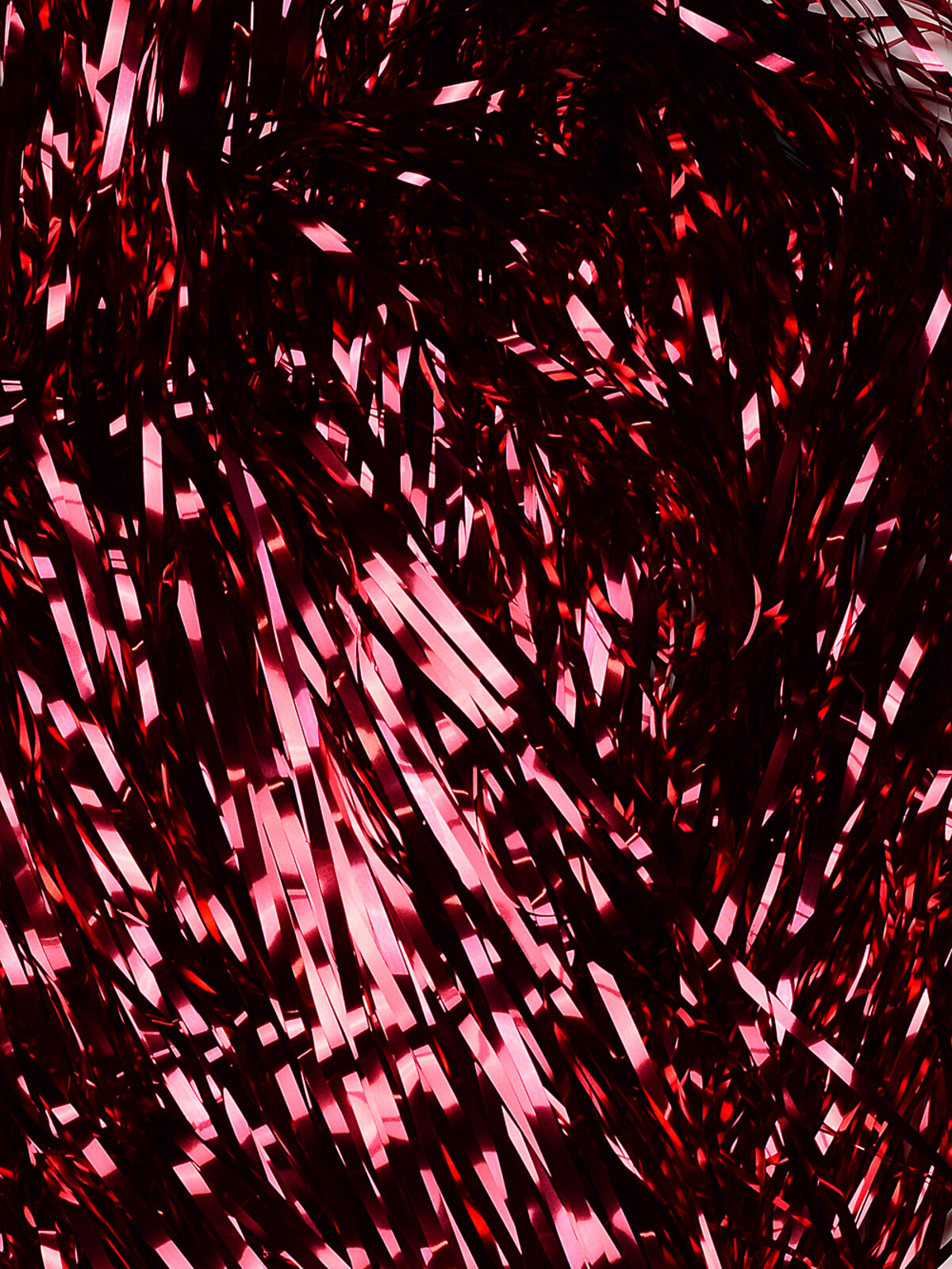 Metallic Red Whimsical Essential Wide Cut Tinsel Lametta | 98x 2m Icicles