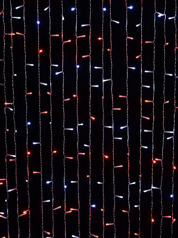 600 Red & Cool White LED Curtain Light 8 Function With Timer | 3m x 3m