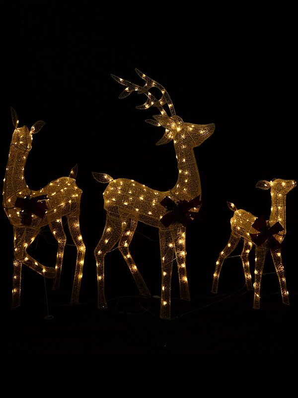Outdoor 3D Warm White Dynamic Mesh Reindeer Family LED Display Set | 1.6m
