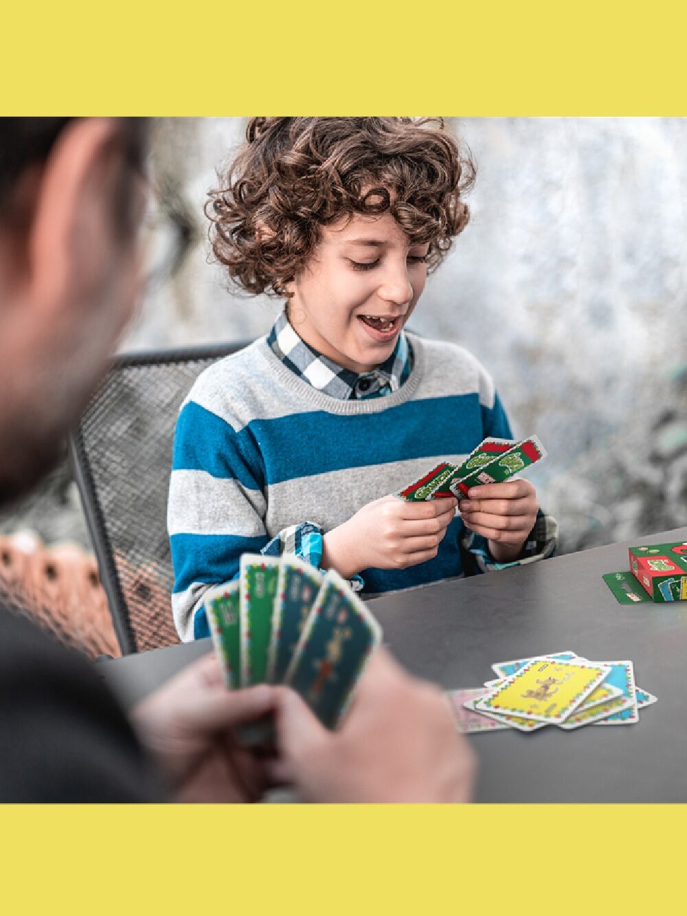 Official Dr. Seuss The Grinch WHOT! Card Game | Fast-Paced Matching Game — image 4